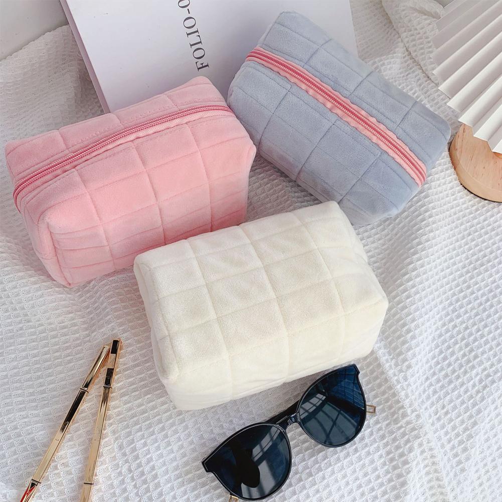 Beauty Makeup Women - Trousse de maquillage en peluche mignonne