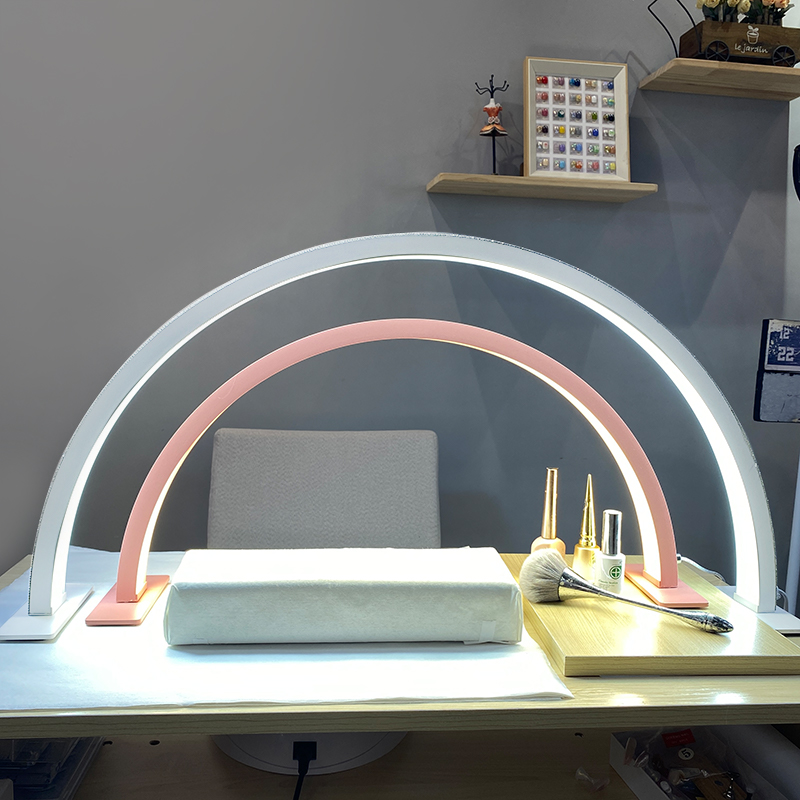 Lampe LED demi-lune pour ongle - Beauty No Makeup avis et prix