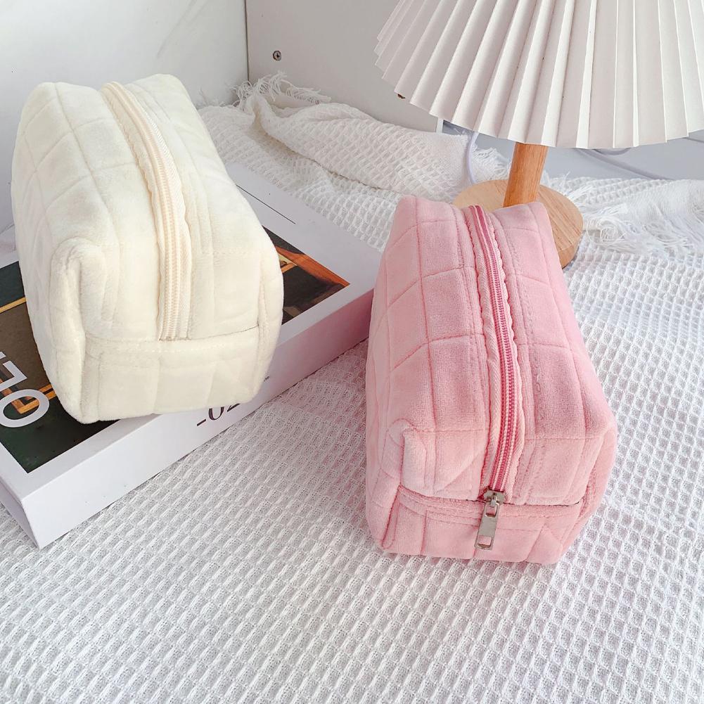 Trousse de maquillage en peluc - Beauty Makeup Women avis et prix