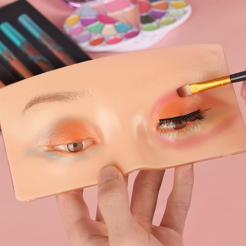 Planche de maquillage pour la  - Beauty Makeup Academy avis et prix